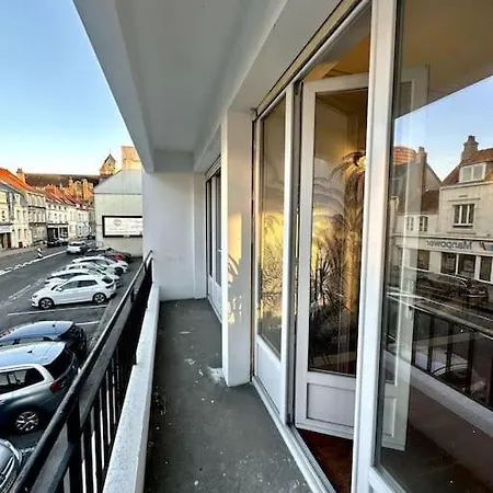 « le Grey » : Spacieux Avec Balcon